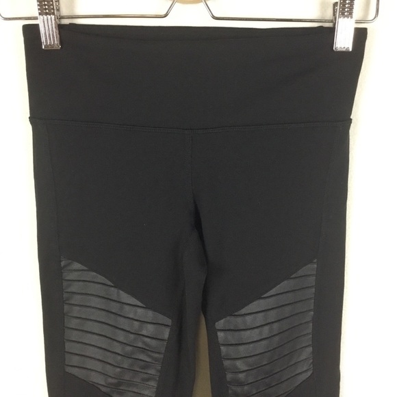 Alo Yoga Moto Workout Leggings. - Picture 4 of 10